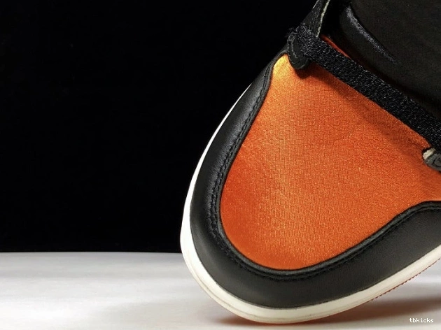 Rep TB AV3725-010 Satin Retro Backboard 1 Womens Air Jordan Shattered 0709